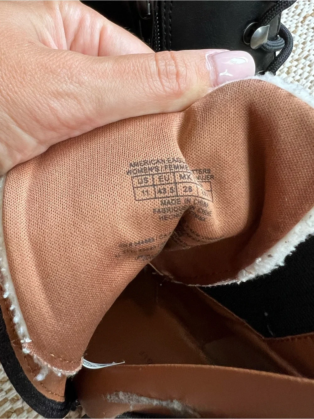 American Eagle Outfitters sturdy lace